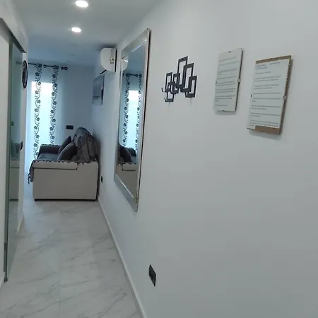 House Grace Parque San Eugenio Appartement